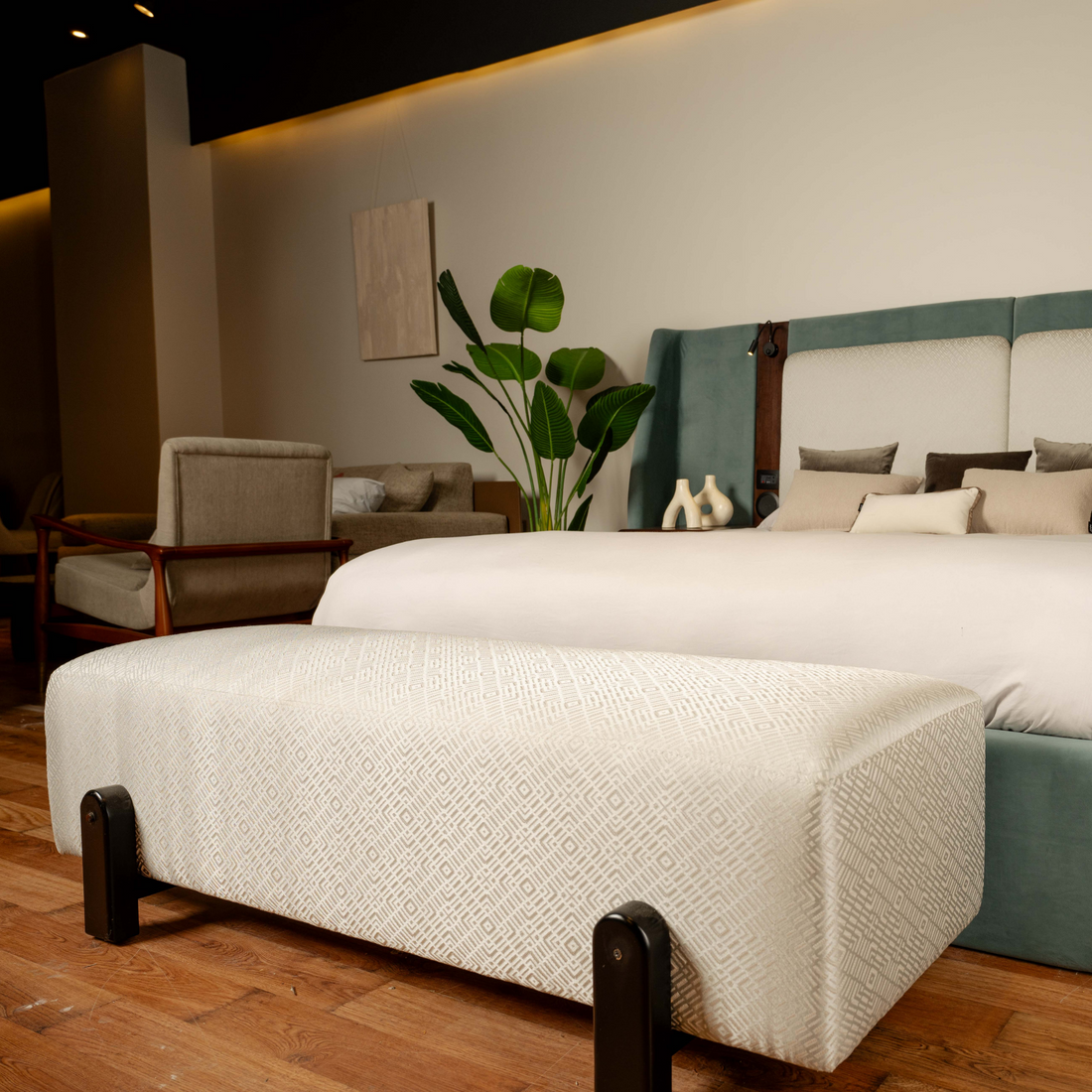 Cove Banquette